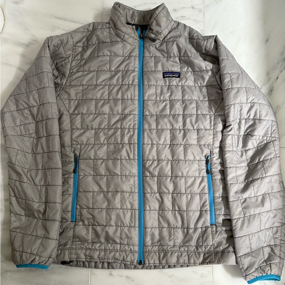 Patagonia Men's Nano Puff Jacket in Seabird Grey